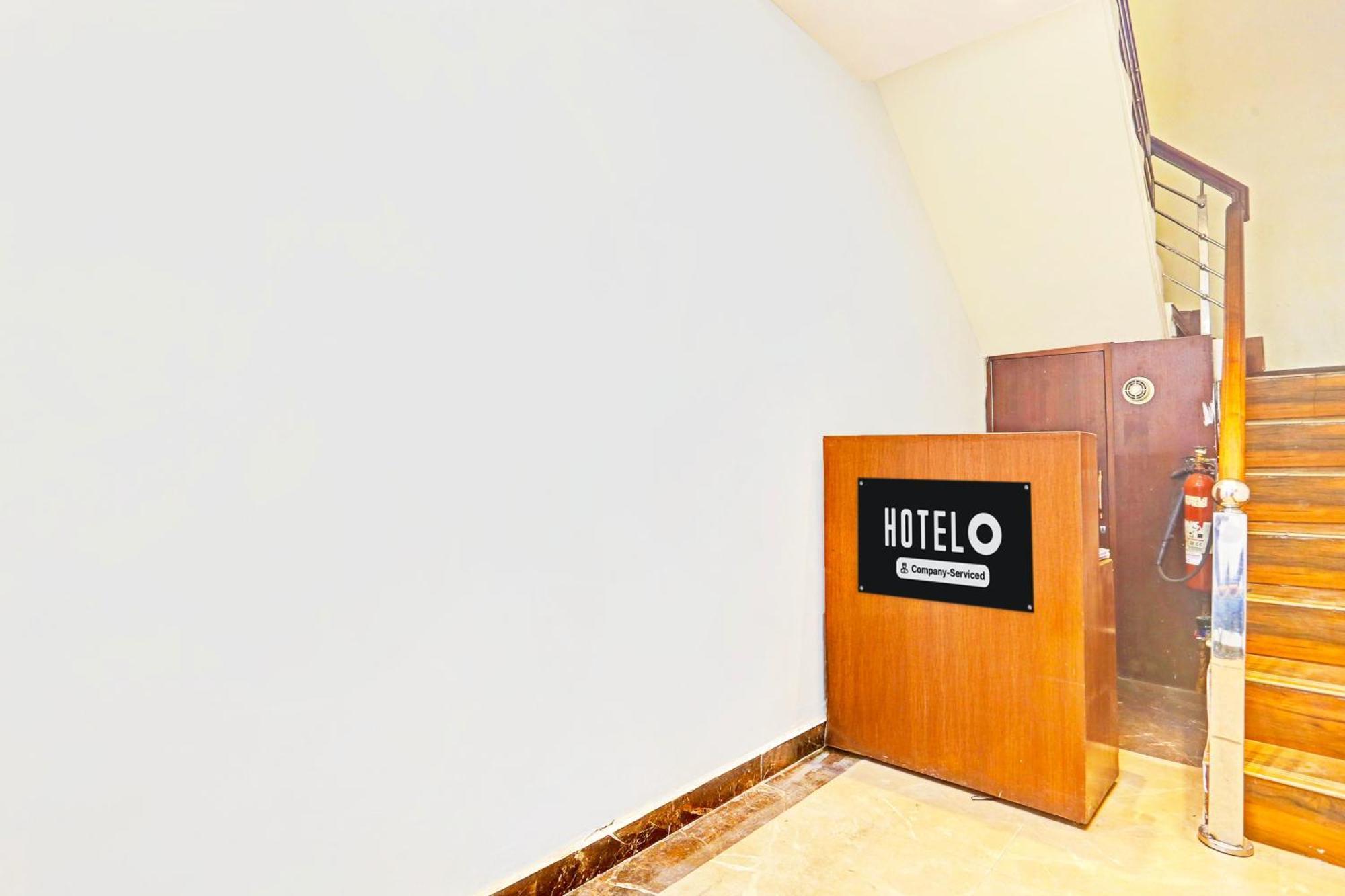 Super Hotel O Sector 45 Formerly Manyavar Chandīgarh Екстериор снимка
