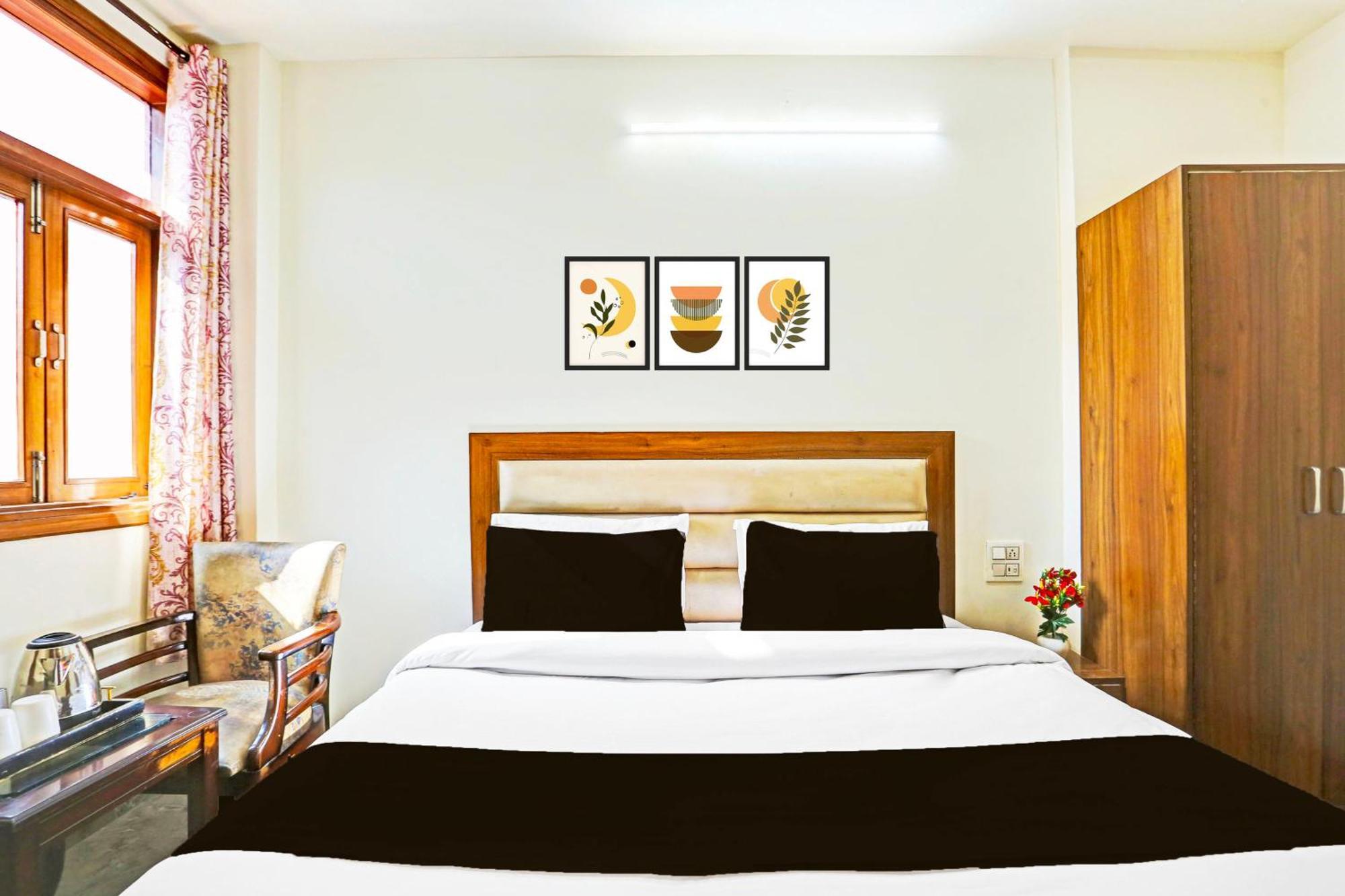 Super Hotel O Sector 45 Formerly Manyavar Chandīgarh Екстериор снимка
