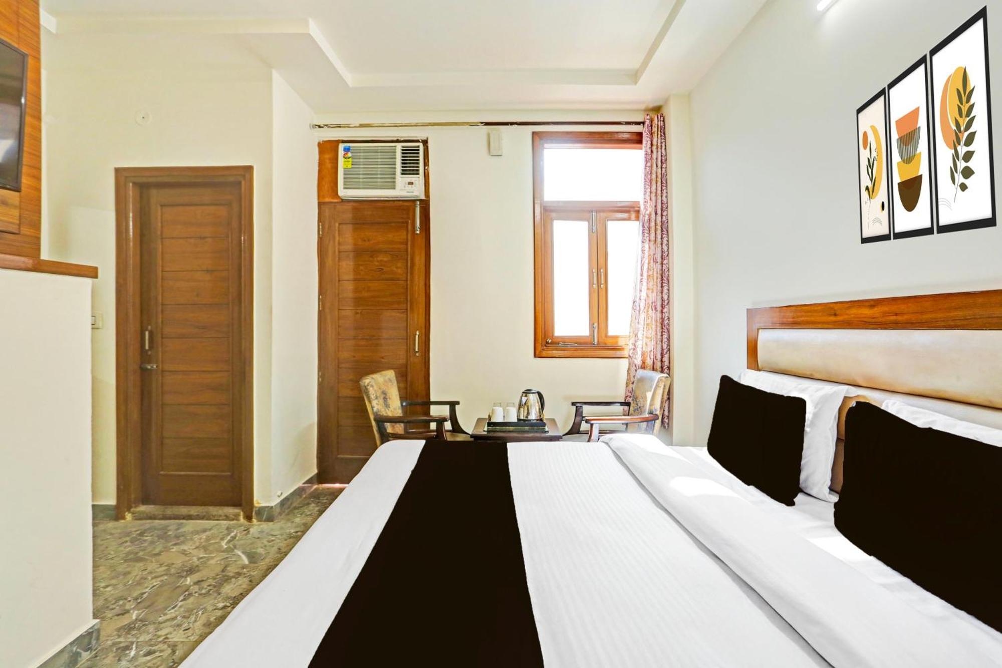Super Hotel O Sector 45 Formerly Manyavar Chandīgarh Екстериор снимка